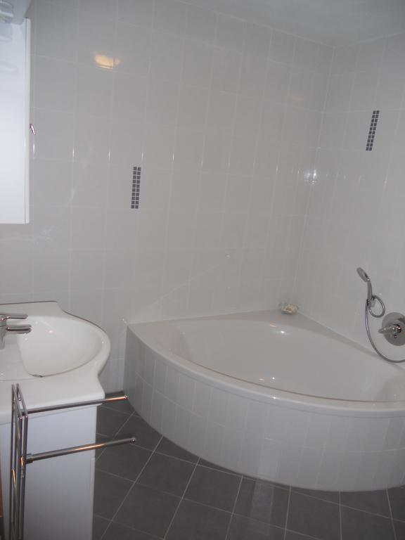 Haus Kofler Apartment Casateia Стая снимка