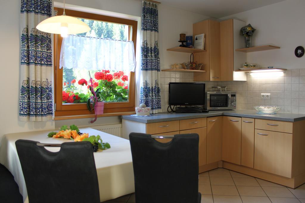Haus Kofler Apartment Casateia Екстериор снимка
