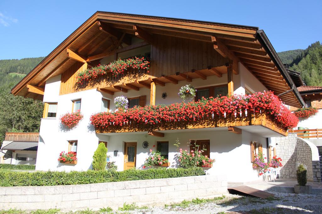 Haus Kofler Apartment Casateia Екстериор снимка